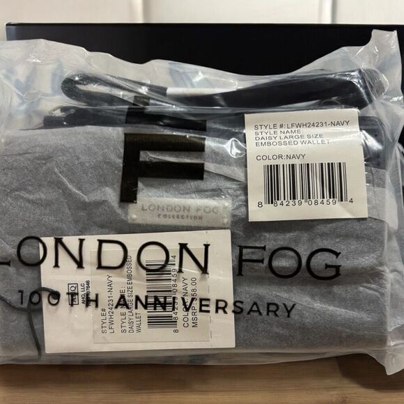 London Fog Daisy Large Size Embossed Navy Wallet Wristlet Crossbody Retail $58 N - Picture 6 of 7